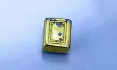 足金首饰被火一烧就“不纯”了？都是套路！暗访黄金高价回收骗局两个人是不是正缘，看有没有这个感觉